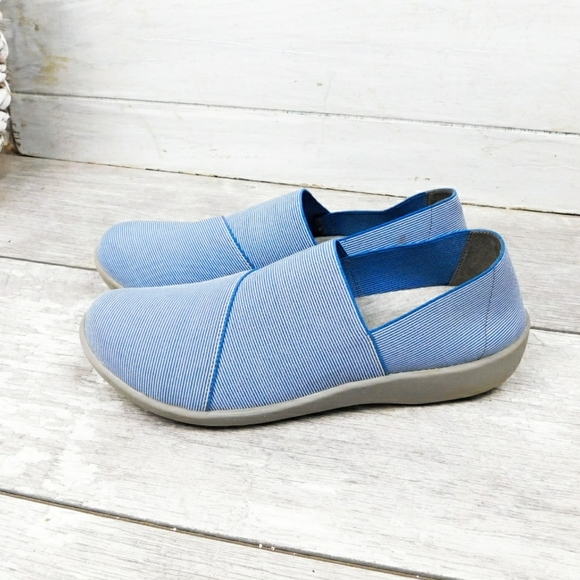 CLARKS CLOUD STEPPERS WM 9.5 BLUE STRIPE SLIP ONS - Picture 3 of 6